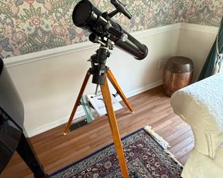 Rare vintage Celestron Telescope, high end