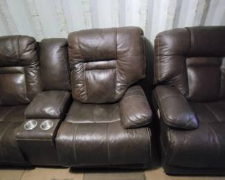 Electric Reclining Love Seat and Recliner 