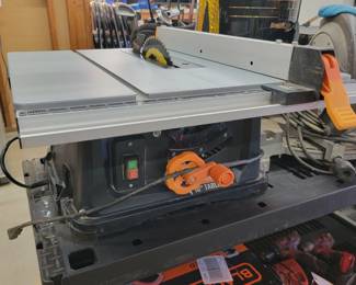 Warrior 10" Table Saw 