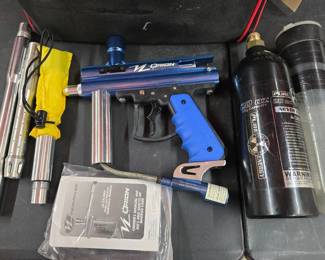 Orion VL Paintball Gun with Bag and Accessories 