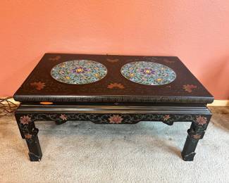 Vintage Beijing Gold Lacquer Furniture Coffee Table
Overall good condition with some minor imperfections
3’ x 21” x 17” tall
Must be able to move and load yourself