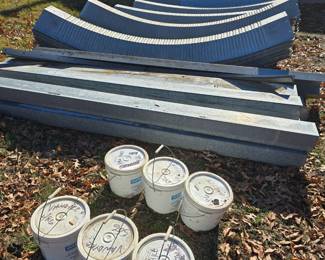 Quonset (type) building (was bought as a 35x90 kit)