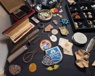 Men’s Pins & Patches