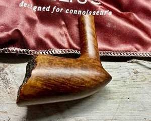 Celius Root Danish Freehand Briar Pipe – Knight 13 w/ Original Connoisseur Pouch