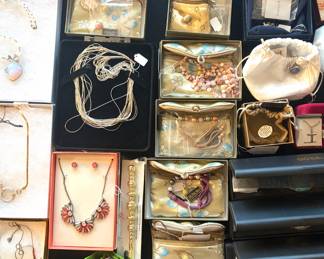New and vintage jewelry most is sterling silver 925 and new with box or bags. At this sale some jewelry designer names include: James Avery, Brighton, Honors, T Jazelle, and  Ann King. 
