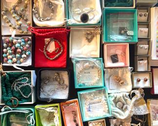 New and vintage jewelry most is sterling silver 925 and new with box or bags. At this sale some jewelry designer names include: James Avery, Brighton, Honors, T Jazelle, and  Ann King. 
