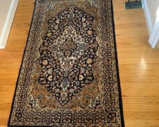 3 ft x 5 ft silk rug