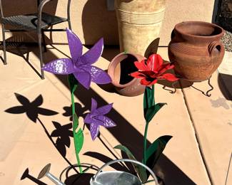 Metal Flowers Garden Art & Pots