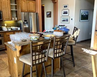 Minson quality metal bar stools (4 qty available)