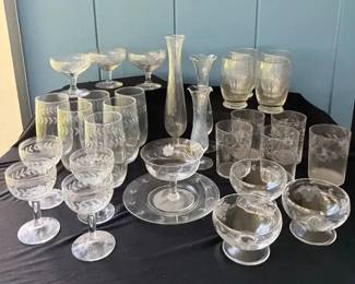 SA163Vintage Etched Glass Collection