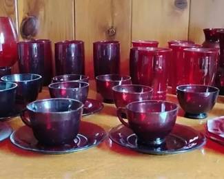 SA195Red Vintage Glass