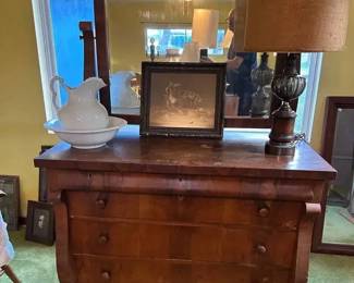 SA170VVintage Dresser with mirror and more