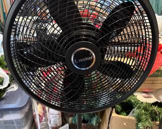 Lasko standing fan