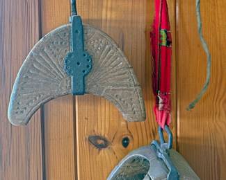 Peruvian Hand Carved Stirrup