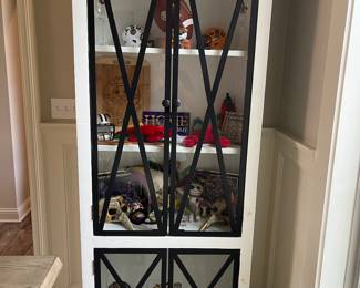 Very cool display cabinet