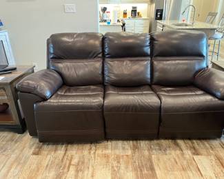 Reclining sofa