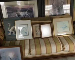 Sunroom couch and many pictures!