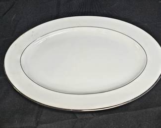 Style House Platinum Ring Oval Serving Platter