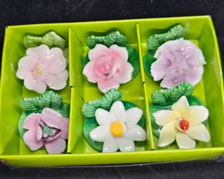Set of 6 Vtg Porcelain Flower Place Card Holders