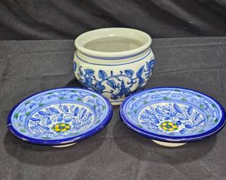 Vtg Chinoiserie Planter & 2 Pottery Dessert Bowls