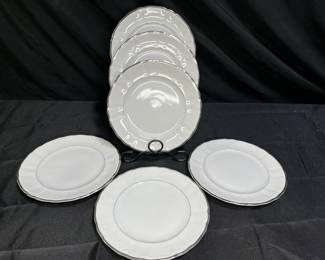 6 Harmony House Silver Sonata Bread lates