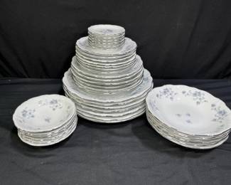 Haviland Blue Garland 6 Place Setting Bavaria