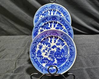 3 Vintage Blue Willow Bread Plates