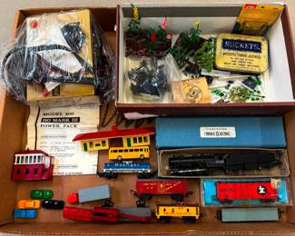 HO Mark III Power Pack and Train Accessories