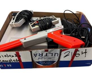 Complete Nintendo Game Console