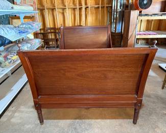 Vintage 3/4 size Sleigh bed