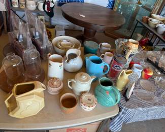 Assorted collectible pottery