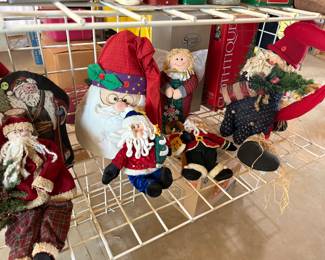 More Santa’s and Christmas