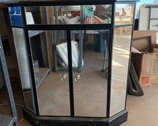 Mirrored cabinet 75.00