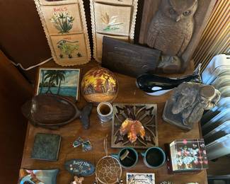 SO MANY CUTE LITTLE DECORATIONS, GREAT X MAS GIFTS!