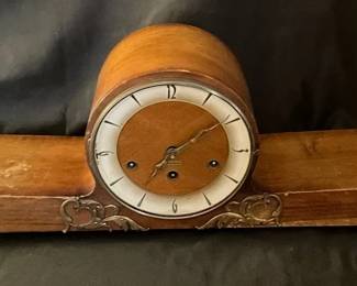 Mantel Clock 