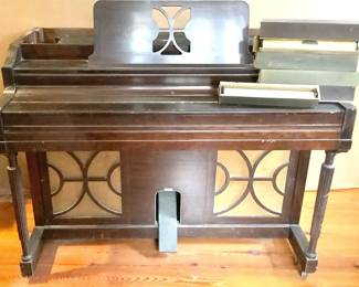 Everett Company Orgatron And Word Rolls 