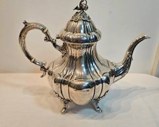 Reed And Barton Medium Sized Sterling Silver Teapot