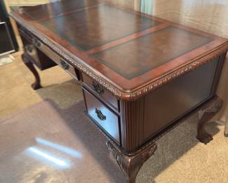 Mahogany “Hooker” Furniture Executive Desk
