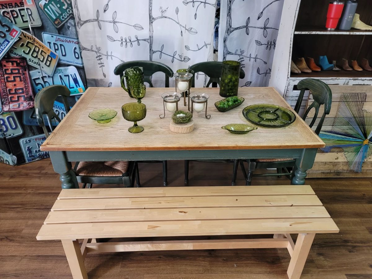 Dining Table w/ 4 Chairs & Bench