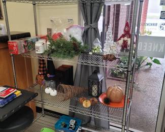 All Metal Shelfs Are for Sale