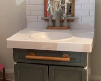 Toys Lot 1 Childrens Sink, Vanity and Makeup  More