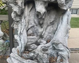 Faux Wood Fiberglass Cemet Patio Water Feature