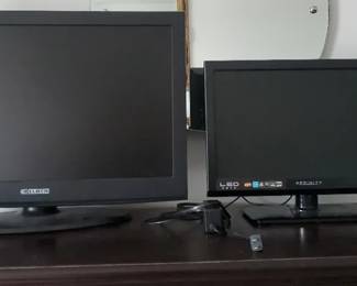 2 TVs Curtis 25in, Affinity LED 18in