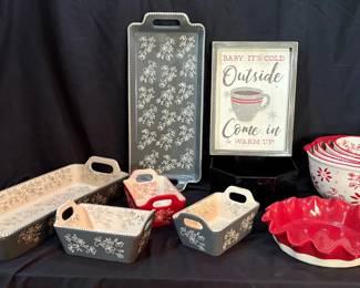 Serving Dishes And Mixing Bowls 