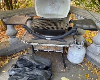 Weber Propane Tabletop Grill Table  Cover