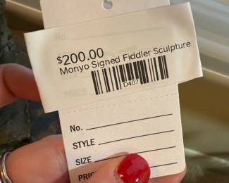 Monyo Signed Fiddler Sculpture