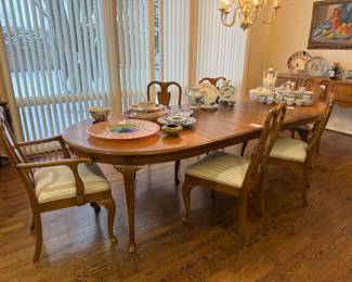 Antique Walnut Dining Table & Chairs Set