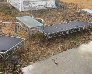 "New Bridge Sparkle & Cheer" in Aiken, SC Starts Closing Sun 12/7 at 8p.Pickup is Tue 12/9 from 2-6p. Please click here to view more photos, descriptions, and current bids: https://ctbids.com/estate-sale/40880