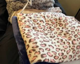 "New Bridge Sparkle & Cheer" in Aiken, SC Starts Closing Sun 12/7 at 8p.Pickup is Tue 12/9 from 2-6p. Please click here to view more photos, descriptions, and current bids: https://ctbids.com/estate-sale/40880