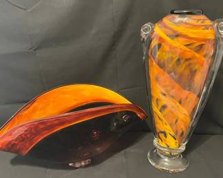 "New Bridge Sparkle & Cheer" in Aiken, SC Starts Closing Sun 12/7 at 8p.Pickup is Tue 12/9 from 2-6p. Please click here to view more photos, descriptions, and current bids: https://ctbids.com/estate-sale/40880